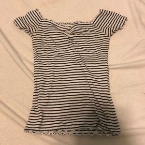 holister off the shoulder shirt